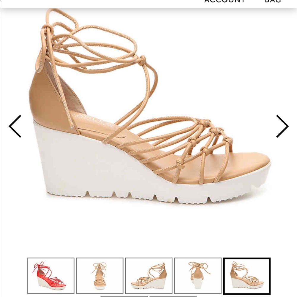 CHARLES by Charles David Vegas Wedge Size 9